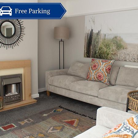 Cosy 3Bed Bungalow In West Kirby, Free Parking Frankby ภายนอก รูปภาพ