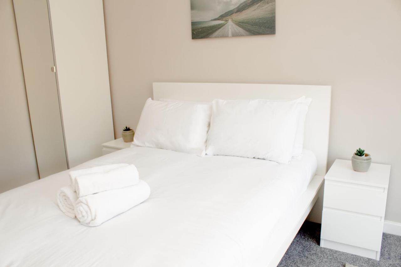 Cosy 3Bed Bungalow In West Kirby, Free Parking Frankby ภายนอก รูปภาพ
